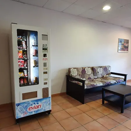 Joli T2 Dans Avec Piscine, Hammam Et Parking Gratuits Апартаменти Каркассонн