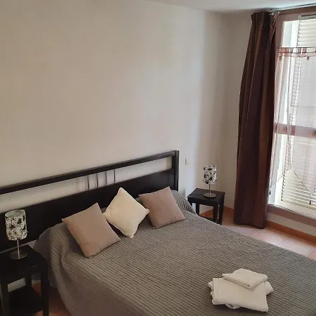 Joli T2 Dans Avec Piscine, Hammam Et Parking Gratuits Апартаменти Каркассонн