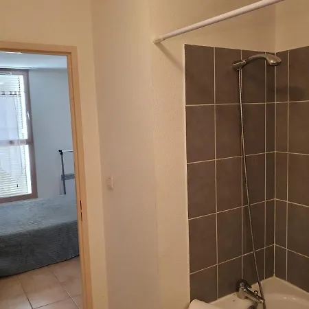 Διαμέρισμα Joli T2 Dans Avec Piscine, Hammam Et Parking Gratuits *