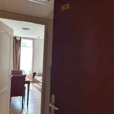 Joli T2 Dans Résidence Avec Piscine, Hammam Et Parking Gratuits Appartement *