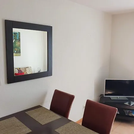 Joli T2 Dans Avec Piscine, Hammam Et Parking Gratuits *