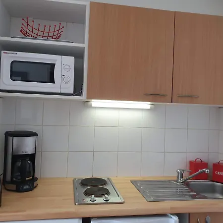 Joli T2 Dans Résidence Avec Piscine, Hammam Et Parking Gratuits Appartement