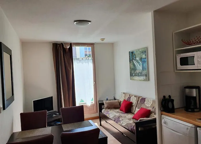 Joli T2 Dans Avec Piscine, Hammam Et Parking Gratuits Apartman *